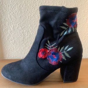 Rampage Black Suede Floral Boots